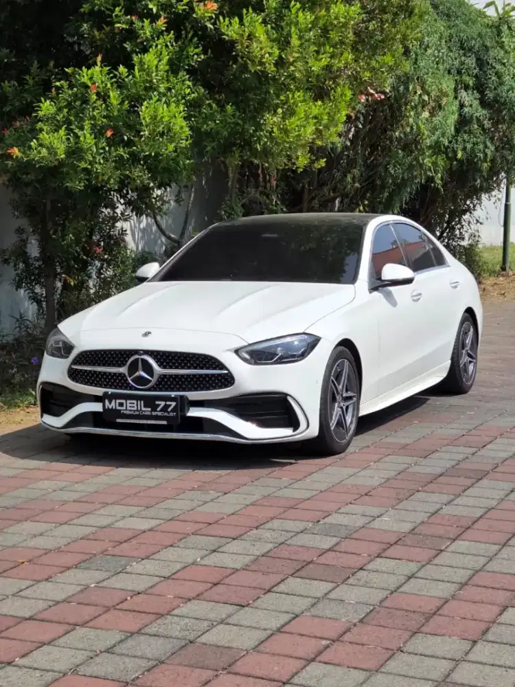 Mercedes Benz C300 AMG line odo16rb Tahun 2022