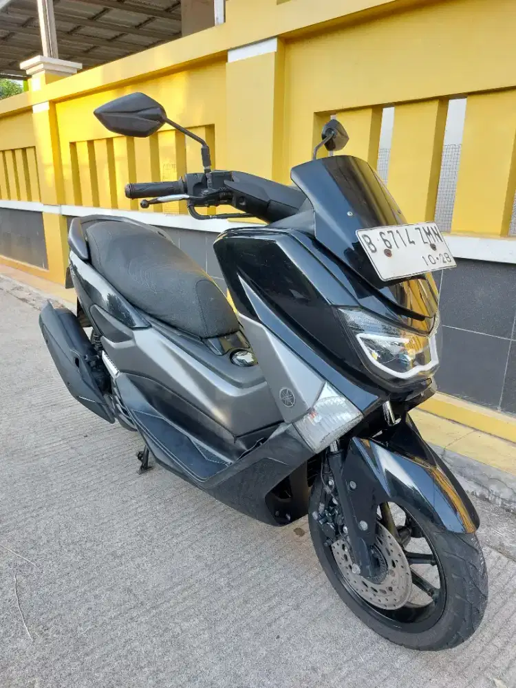Nmax 2017 hitam surat lengkap b depok