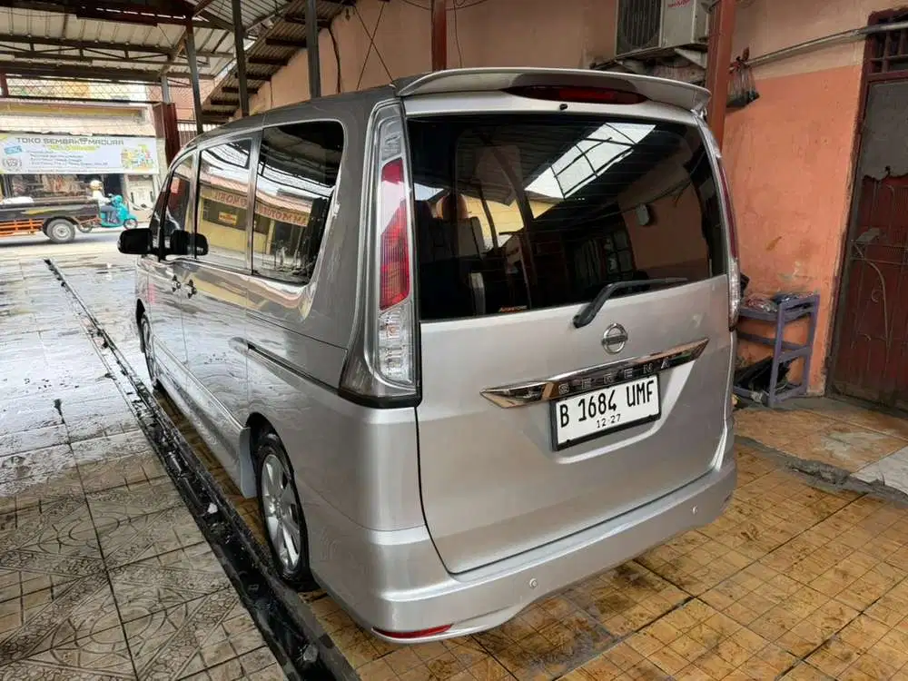 Nissan Serena 2013 Bensin
