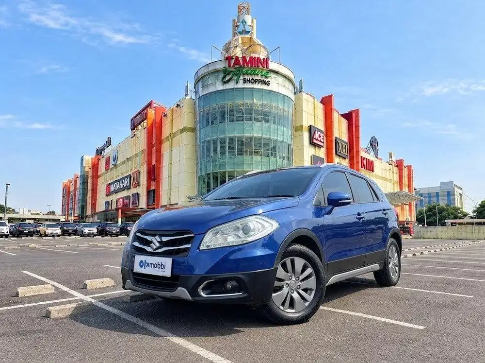 DP RENDAH - Suzuki SX4 2017 UFR