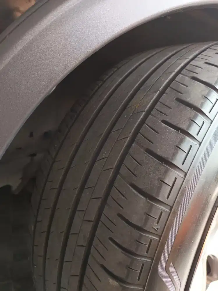 Bridgestone Alenza 225/50 R18 NIK2025