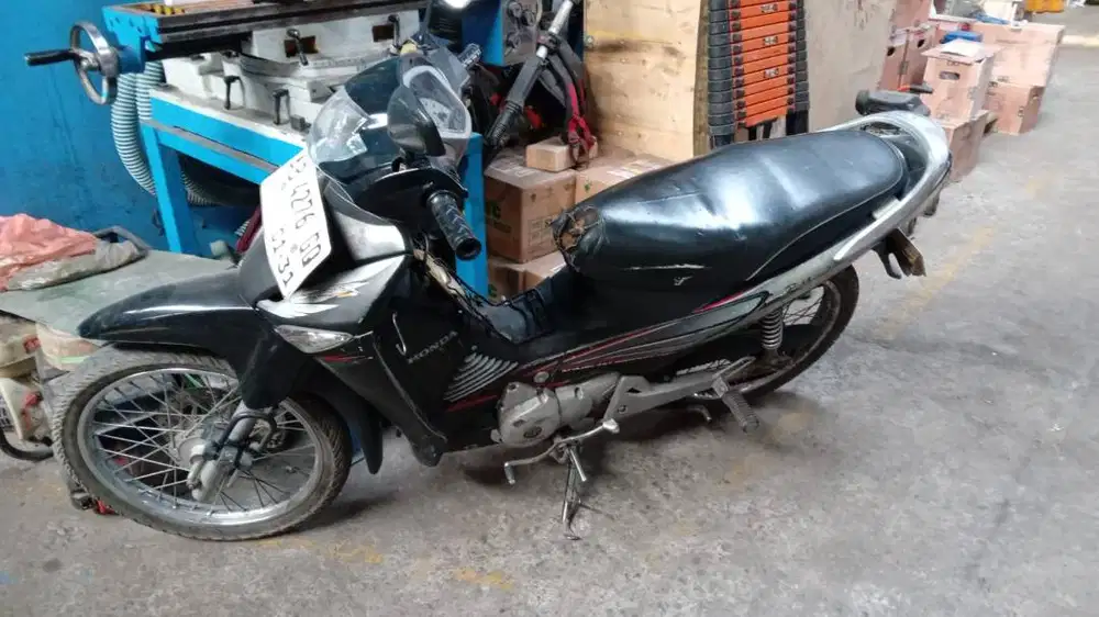HONDA SUPRA X TAHUN 2005
