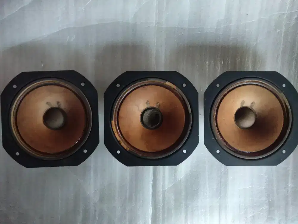Speaker SK 2195 J. ( Merek JVC )
