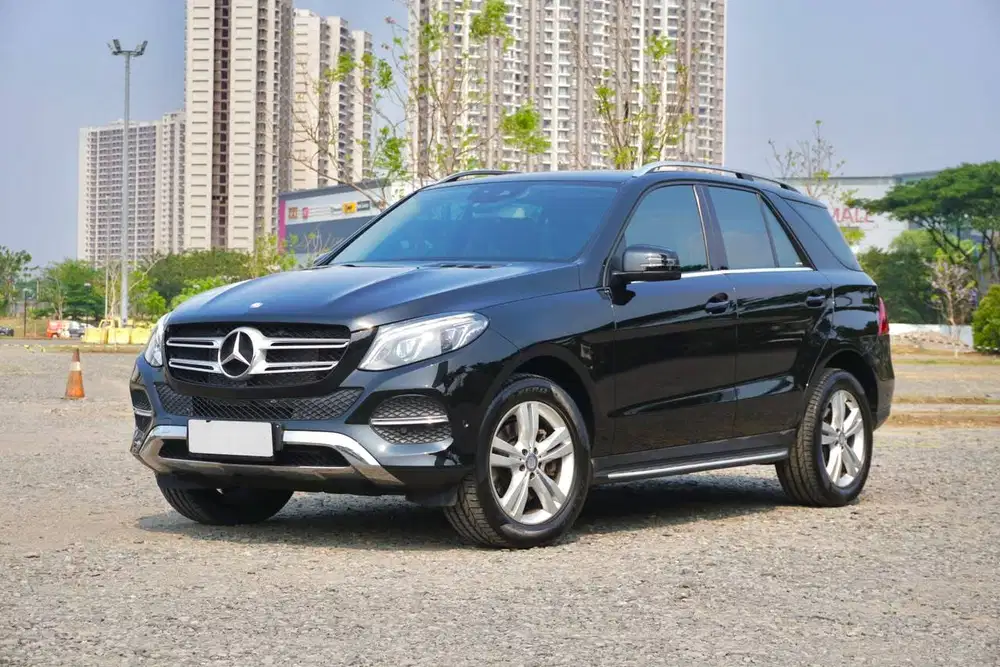 LOW ODO Mercedes Benz GLE400 Exclusive Facelift W166 2016