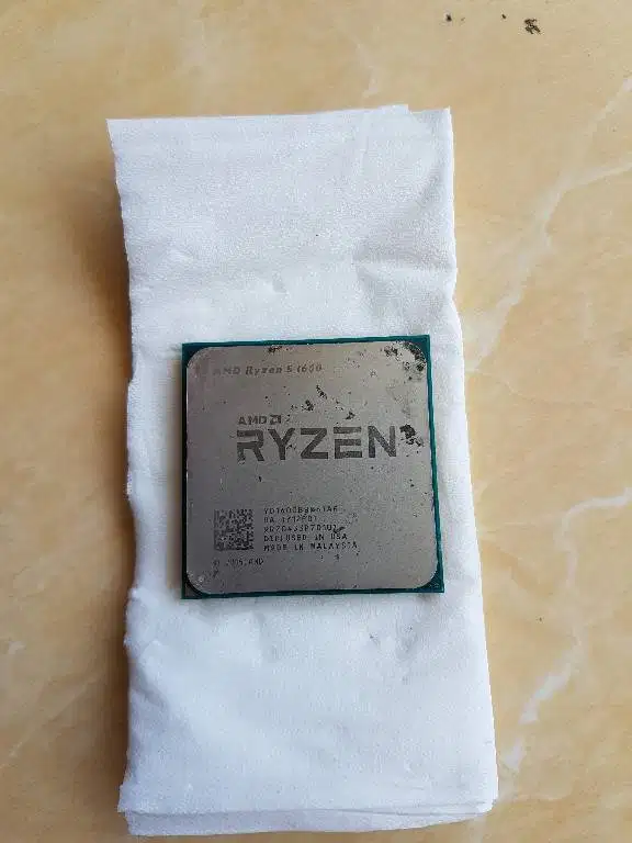 Processor AMD AM4 Ryzen 5 1600 12 cpu speed to 3.6Ghz ZEN