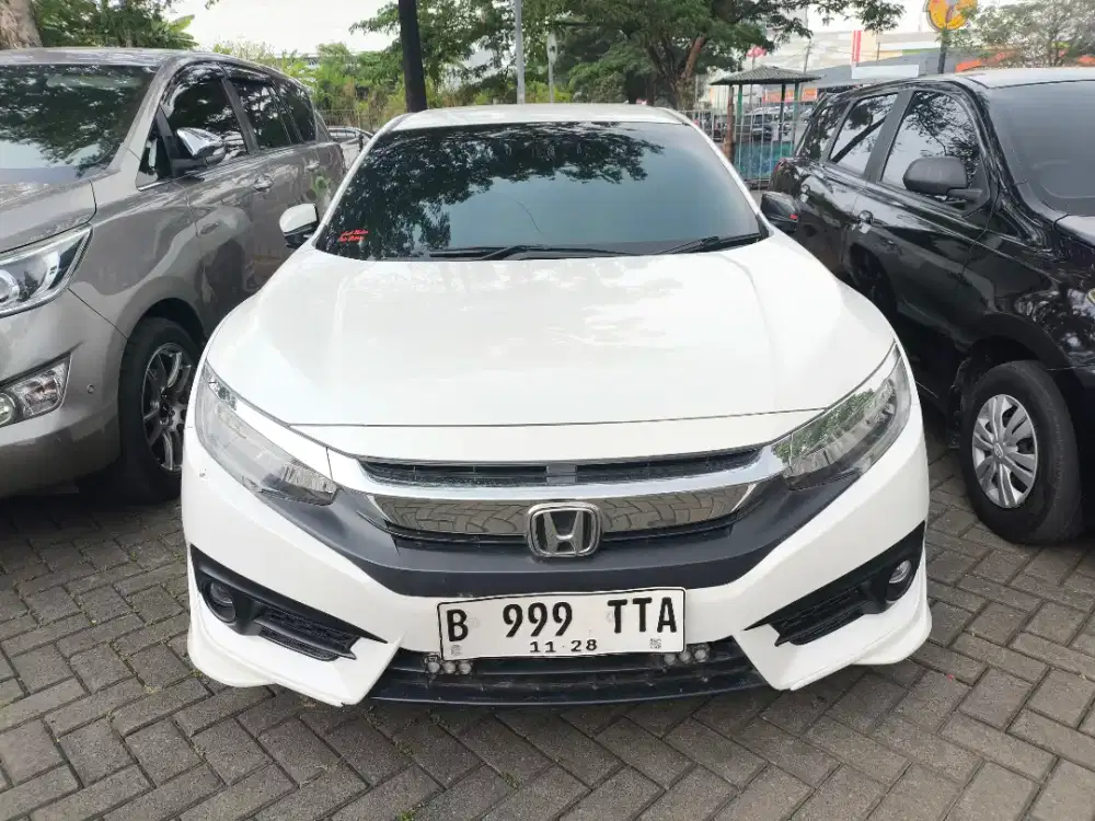 HONDA CIVIC ES 1.5 AT 2018