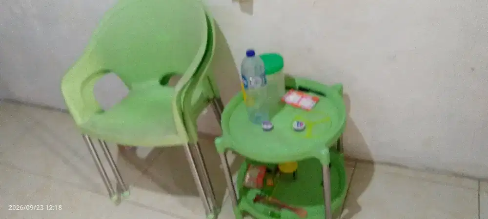 Bismillah dijual meja dan tempat duduk ruang tamu