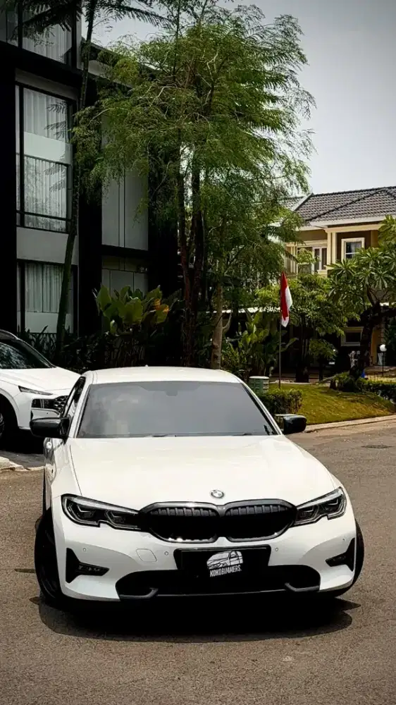 BMW 320i 2017 Bensin