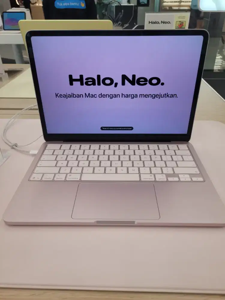 Promo MacBook Neo bisa kredit cicilan ringan tanpa DP