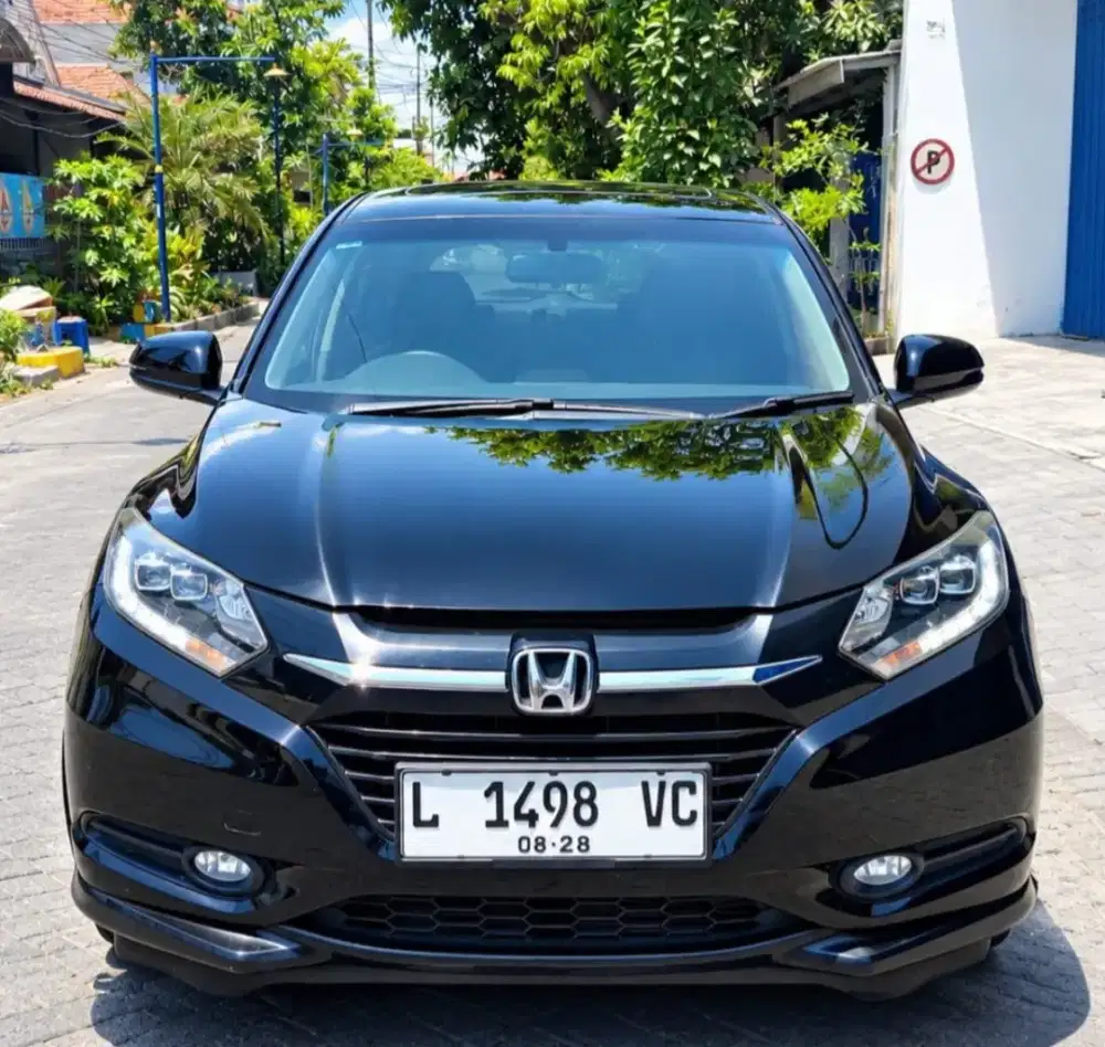 NEW HRV ‼️1.8 RS PRESTIGE AT
