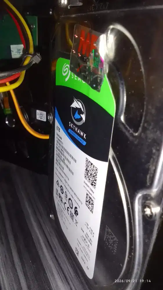 Hdd 2 TB & 6 TB, sentinel  100%, bad 0%, garansi 1 minggu uang kambali