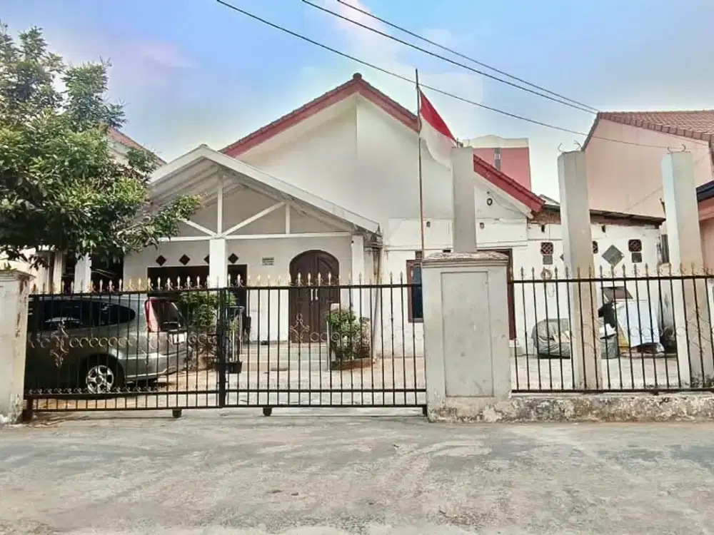 DIJUAL RUMAH SIAP HUNI TANAH LUAS DEMANG LEBAR DAUN PALEMBANG