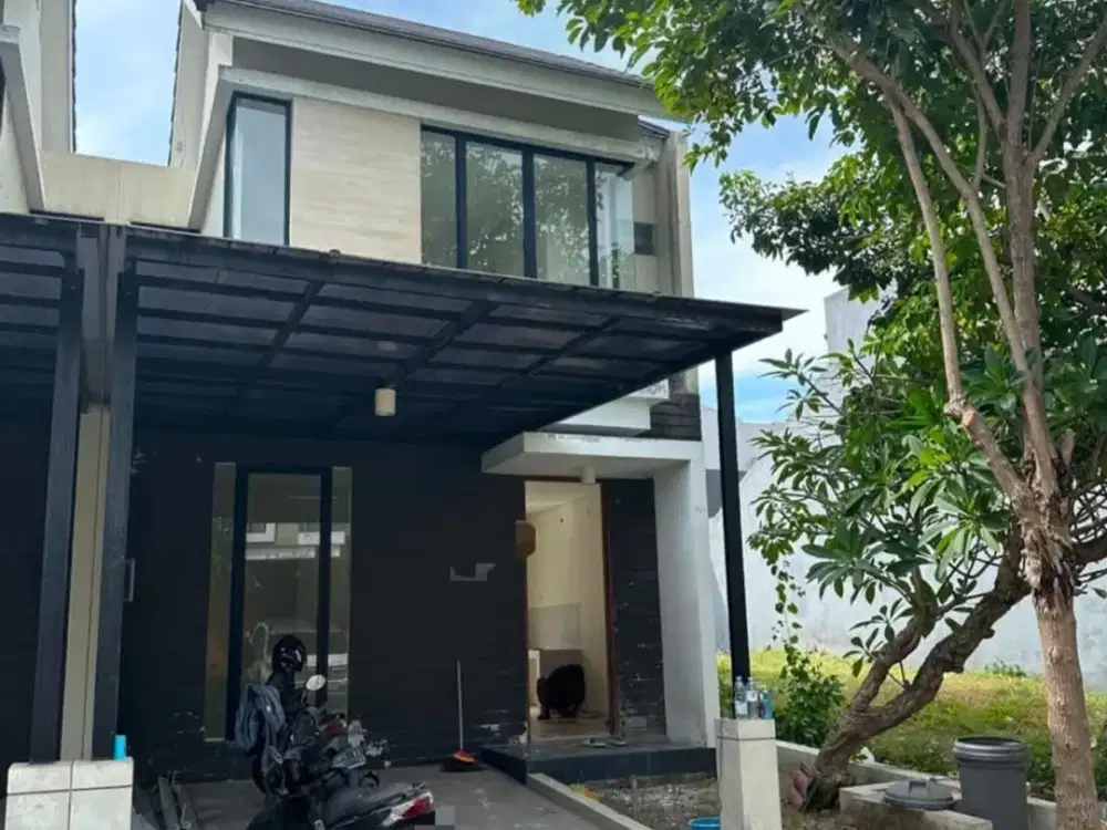 Murah Rumah 2 Lantai Siap Huni di Northwest Hill Citraland Utara, Surabaya Barat