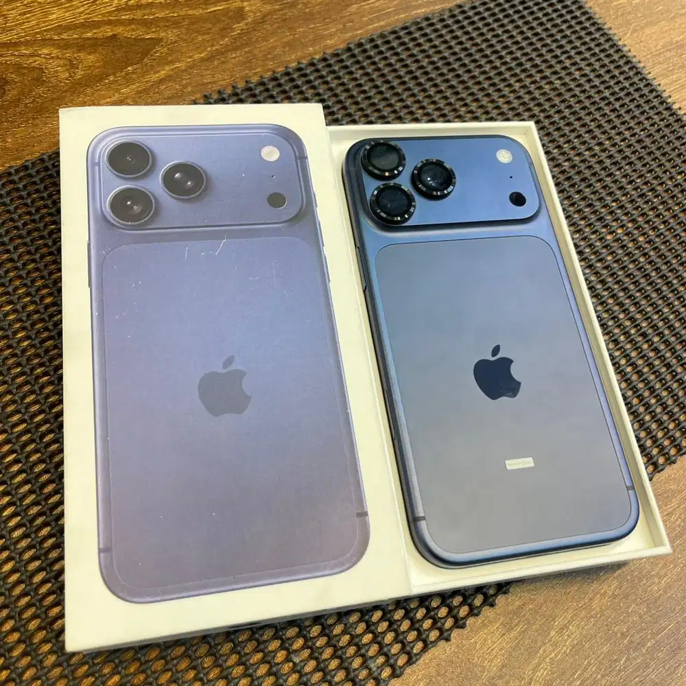Iphone 17 Pro max blue ibox