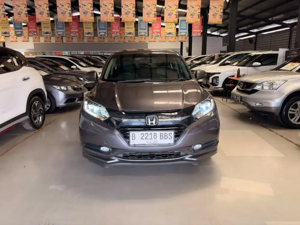 HONDA HRV 1.8 PRESTIGE AT 2017 ABU-ABU