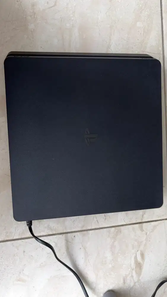 PS 4 SLIM 500GB