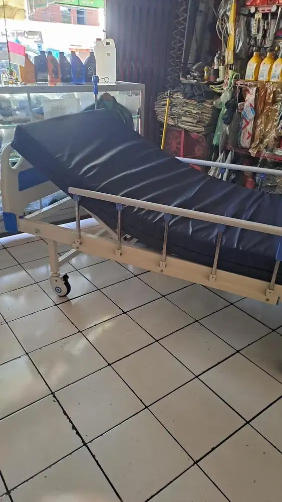 Jual tempat tidur orang sakit