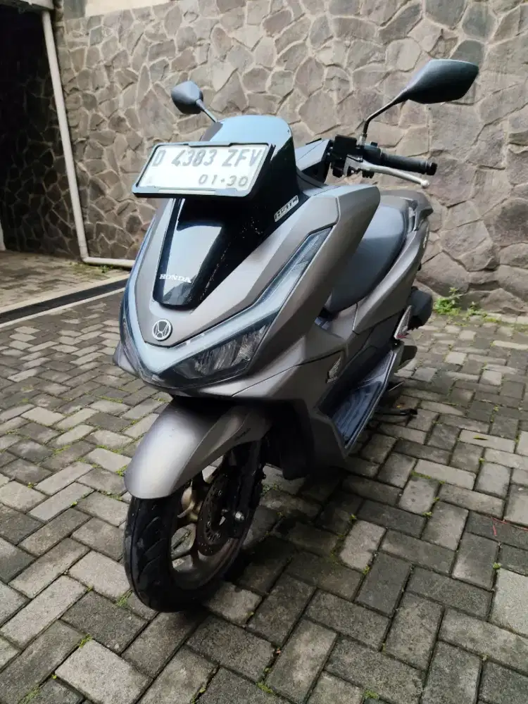 PCX 160 ABS,Muluuus kaya baru,Low KM,istimewa siap TT