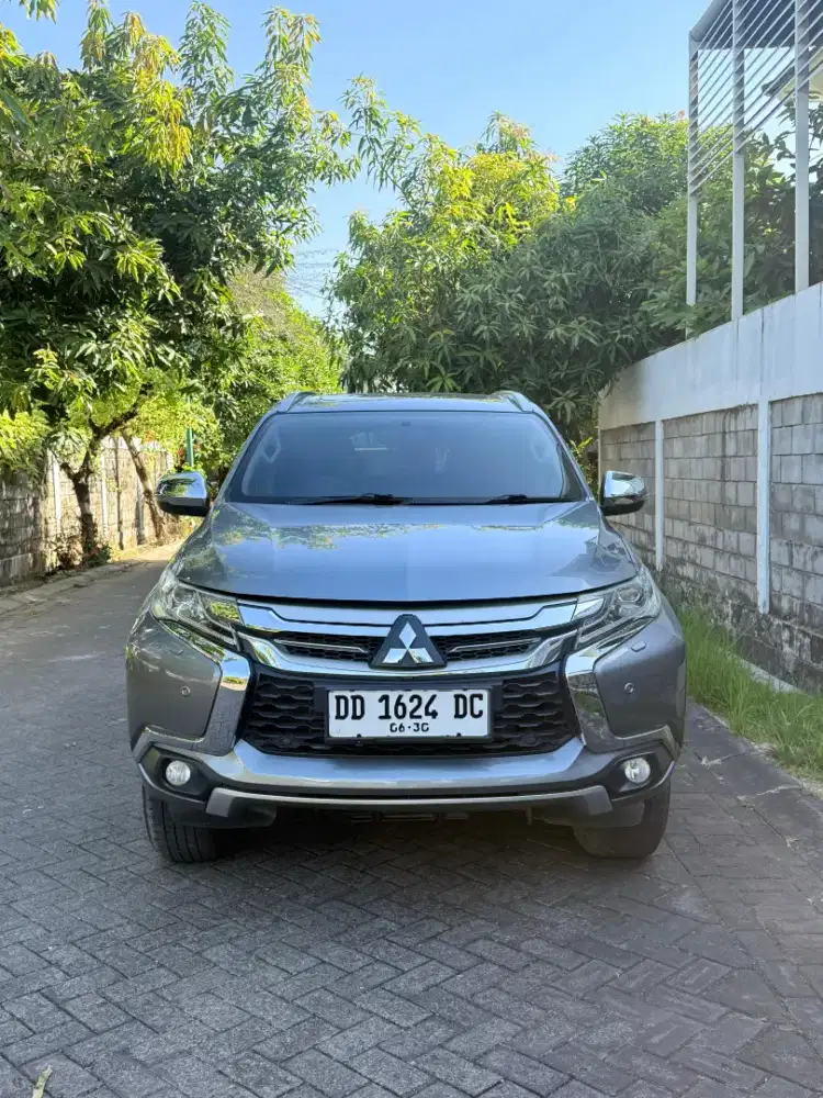 Di Jual mobil bekas Mitsubishi Pajero 2019 matic 4x2.