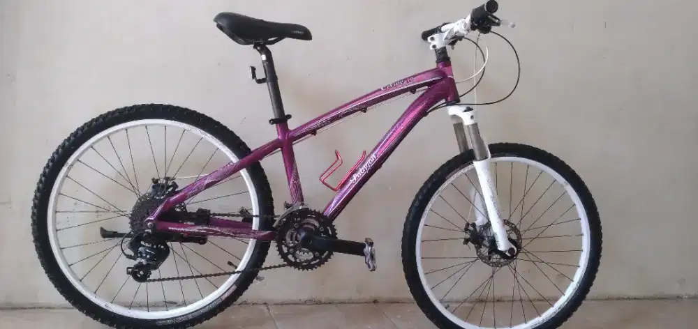 Dijual cepat murah sepada gunung polygon Cleo 3.0 frame Aolly 9 Speed