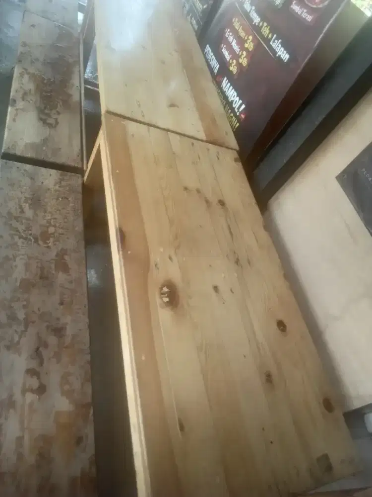 Djual meja makan buat jualan