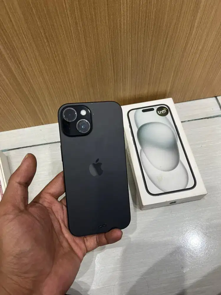 Iphone 15 basic 128gb resmi ibox black fullset ori