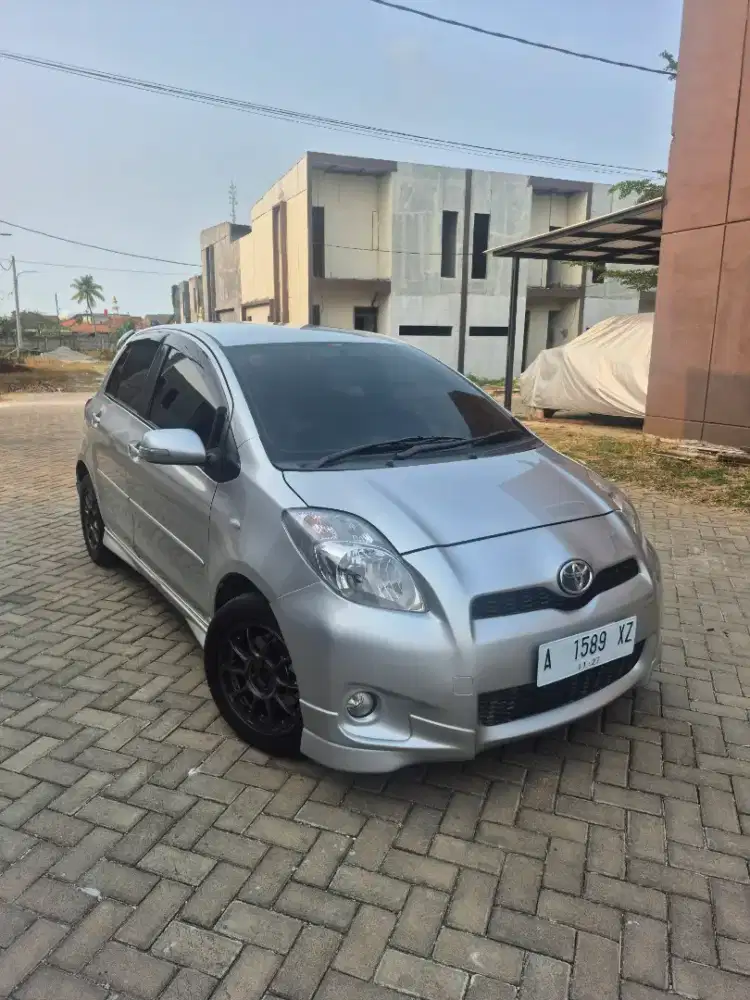 Yaris S Limited 2012 Facelift Sudah Kunci Keyless dan engine startstop
