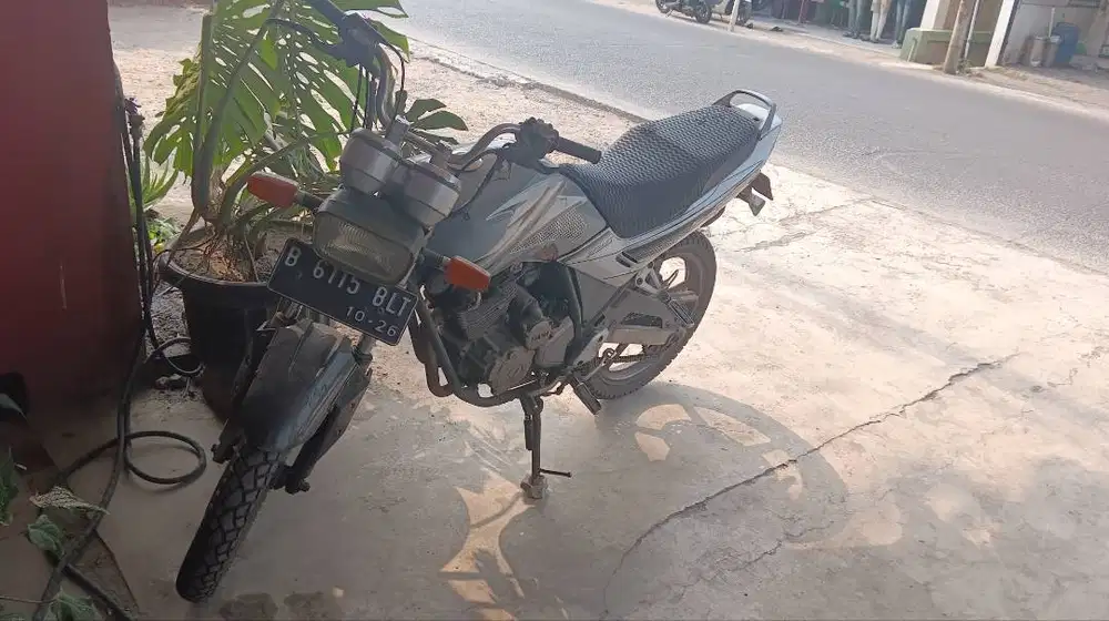 Yamaha Scorpio 225