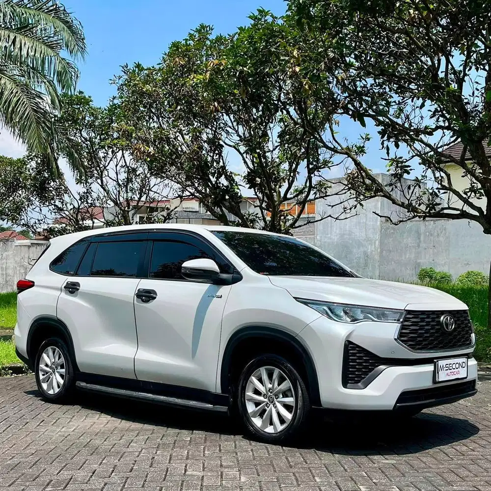 Toyota Innova Zenix V 2025