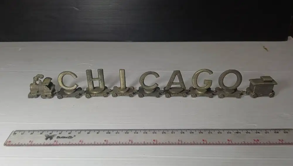 Pajangan Antik Vintage FORT Pewter Train - CHICAGO set (USA)