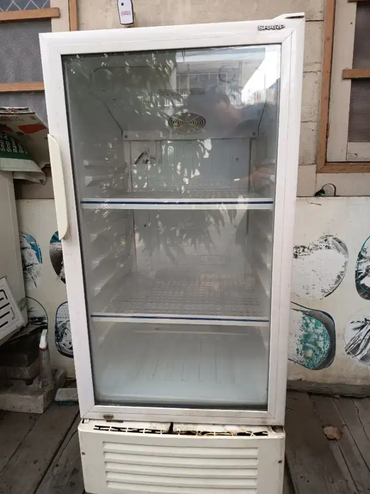 Dijual Kulkas Showcase siap pakai