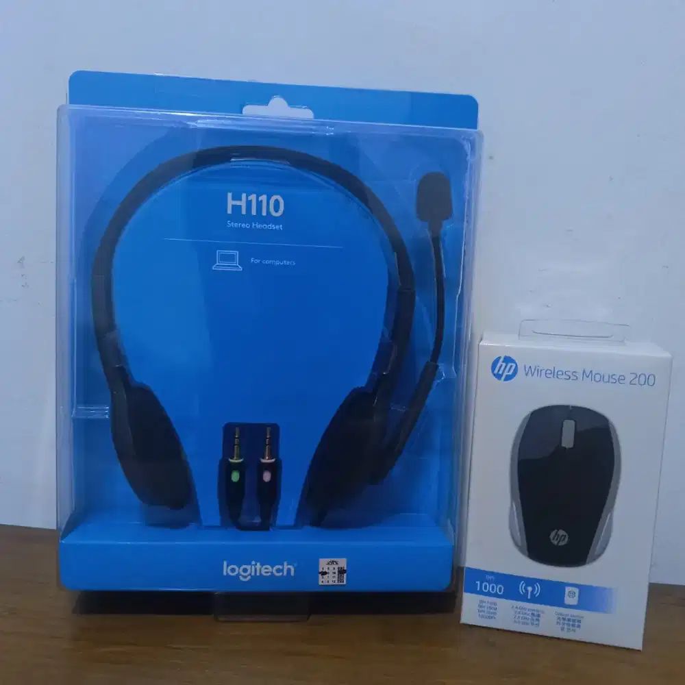 headset and mouse