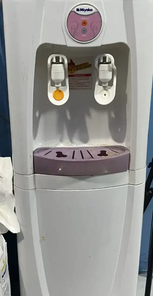 dispenser panas dingin