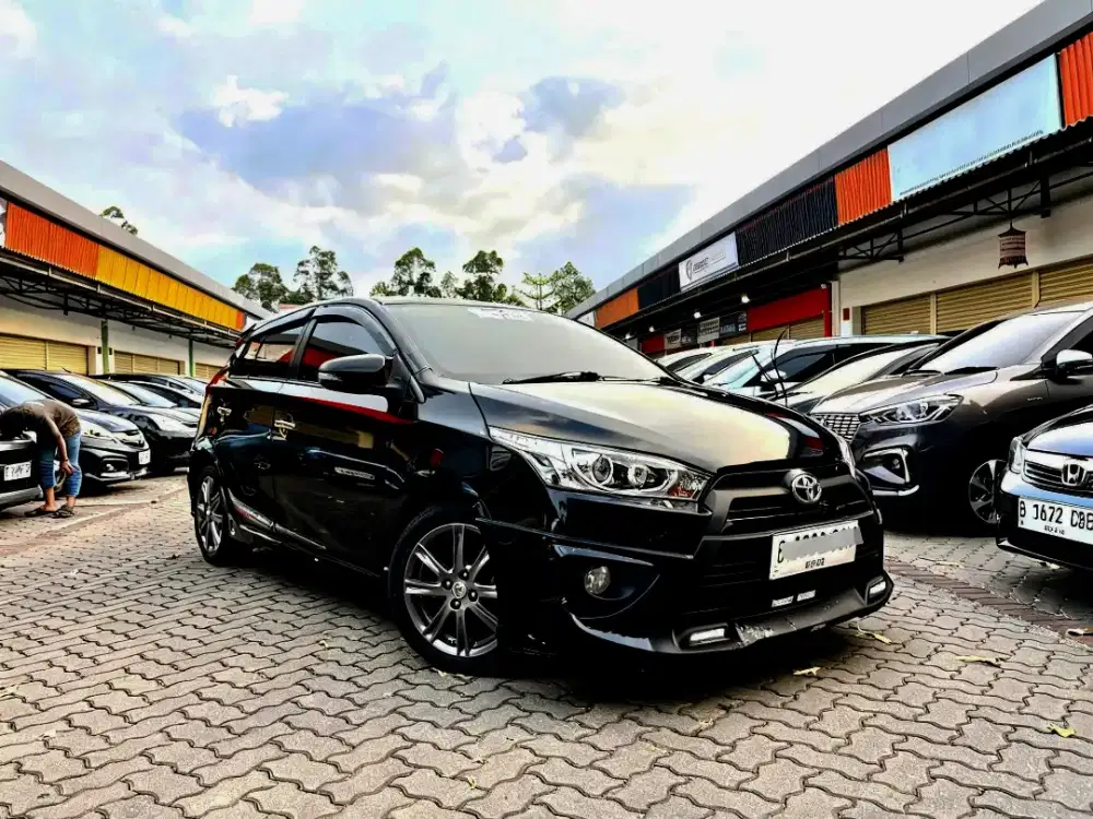 DP 5 JT Toyota Yaris S AT TRD SPORTIVO 2015
