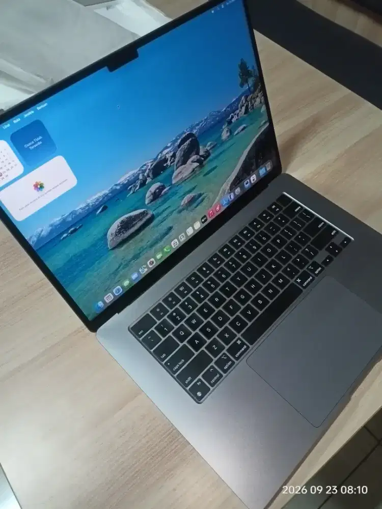 Jual Macbook Air 15