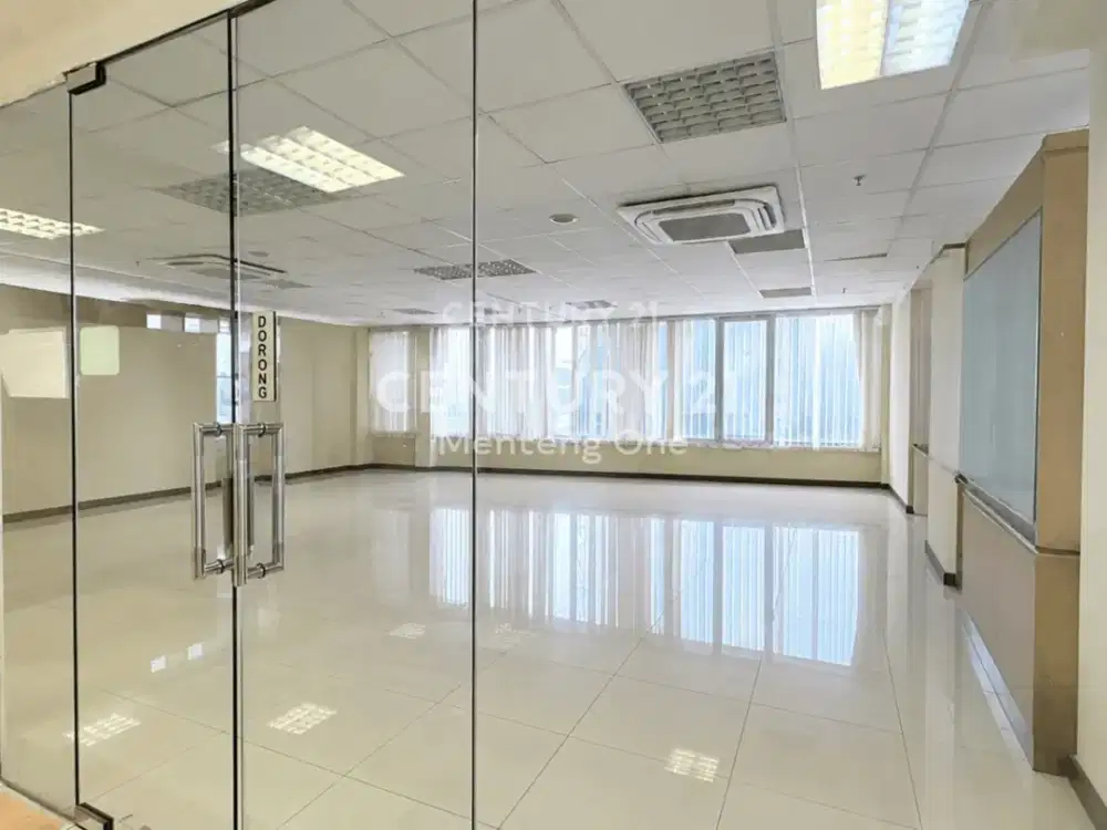 Office Space Luas Di Kawasan Strategis Menteng