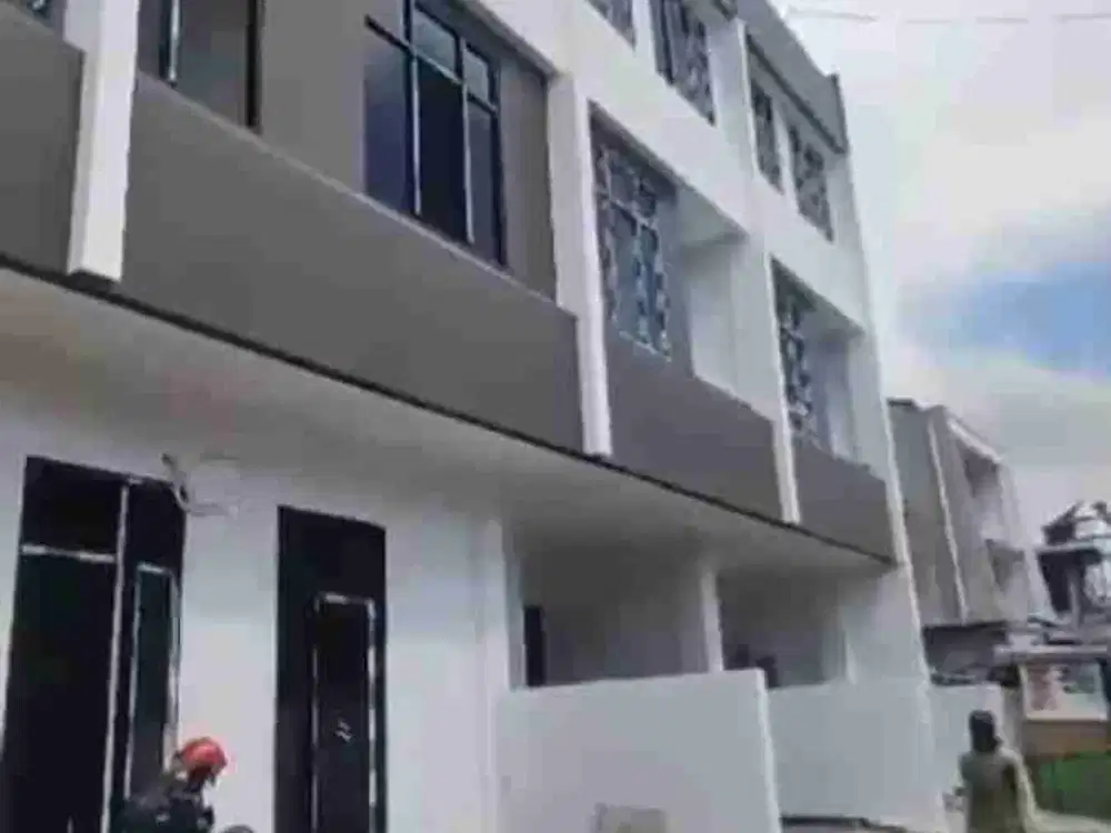 Rumah tinggal sekalian ruko bisa buat usaha atau perkantoran