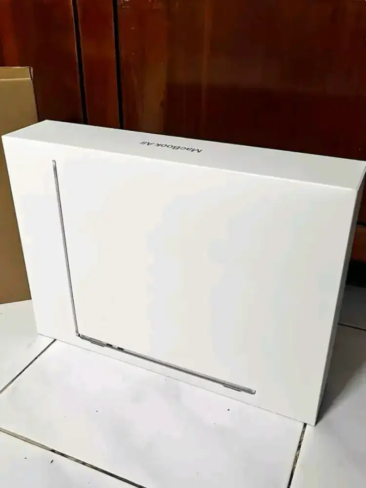 Apple MacBook Air M5