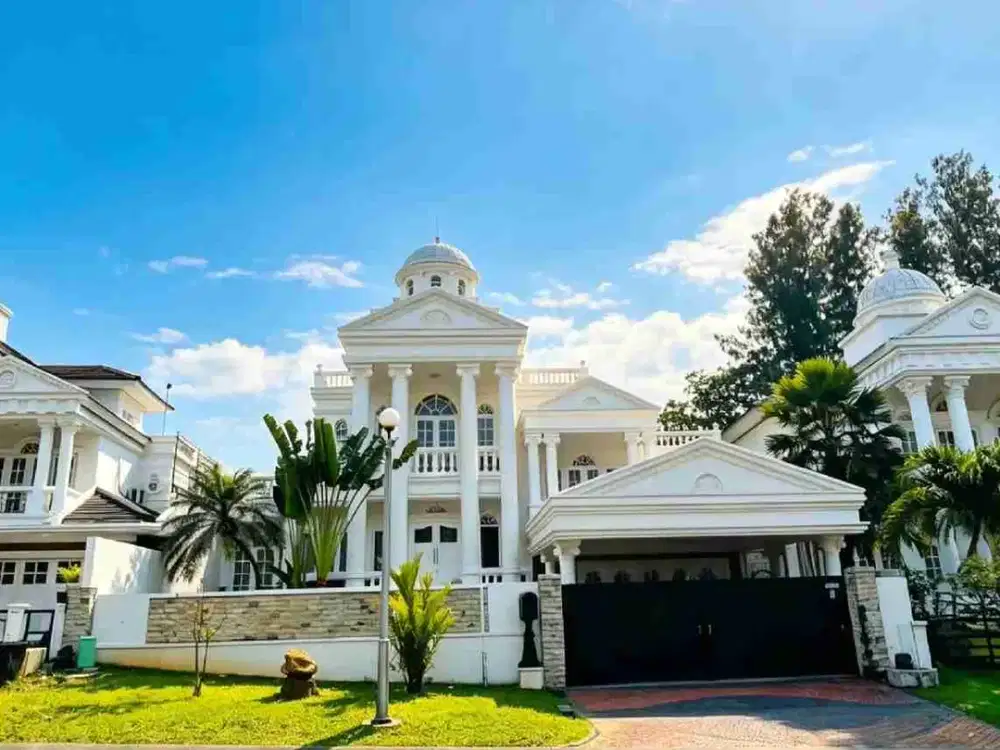 dijual rumah mewah plus kolam renang dilegenda wisata cibubur