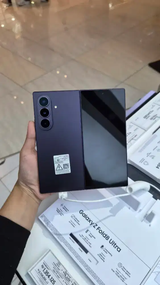 GALAXY ZFOLD 8 ULTRA 512 FREE TV