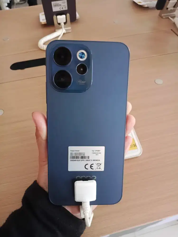 Oppo Reno 15 F  8/256