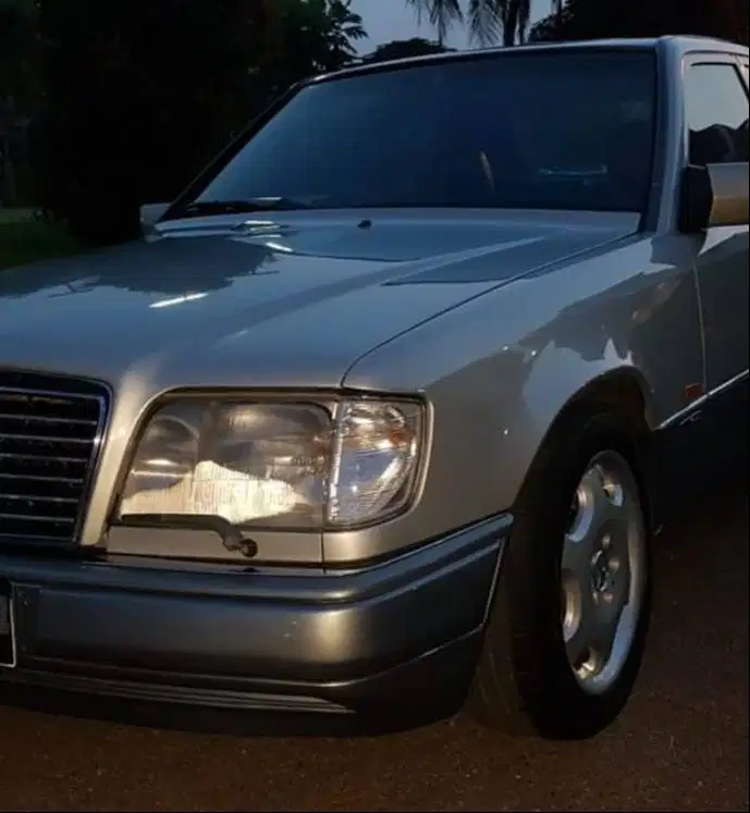 Mercedes Benz E320 Masterpiece