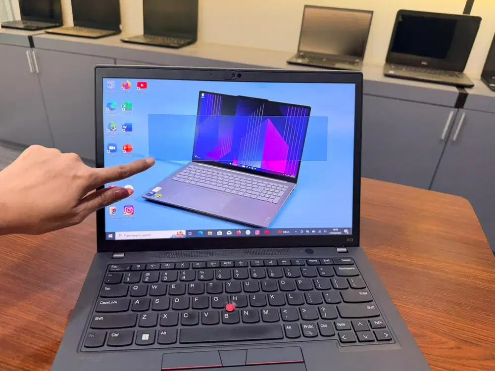 Lenovo thinkad x13 core i7 touchscreen
