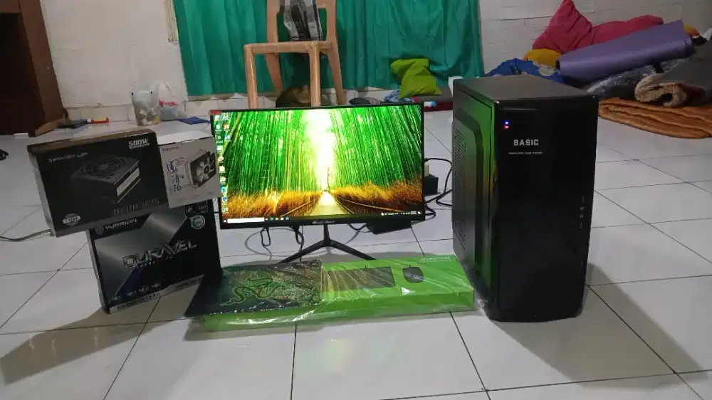 1set PC intel core i5 2310 ram 8gb ssd 120gb vga onboard intel Hd