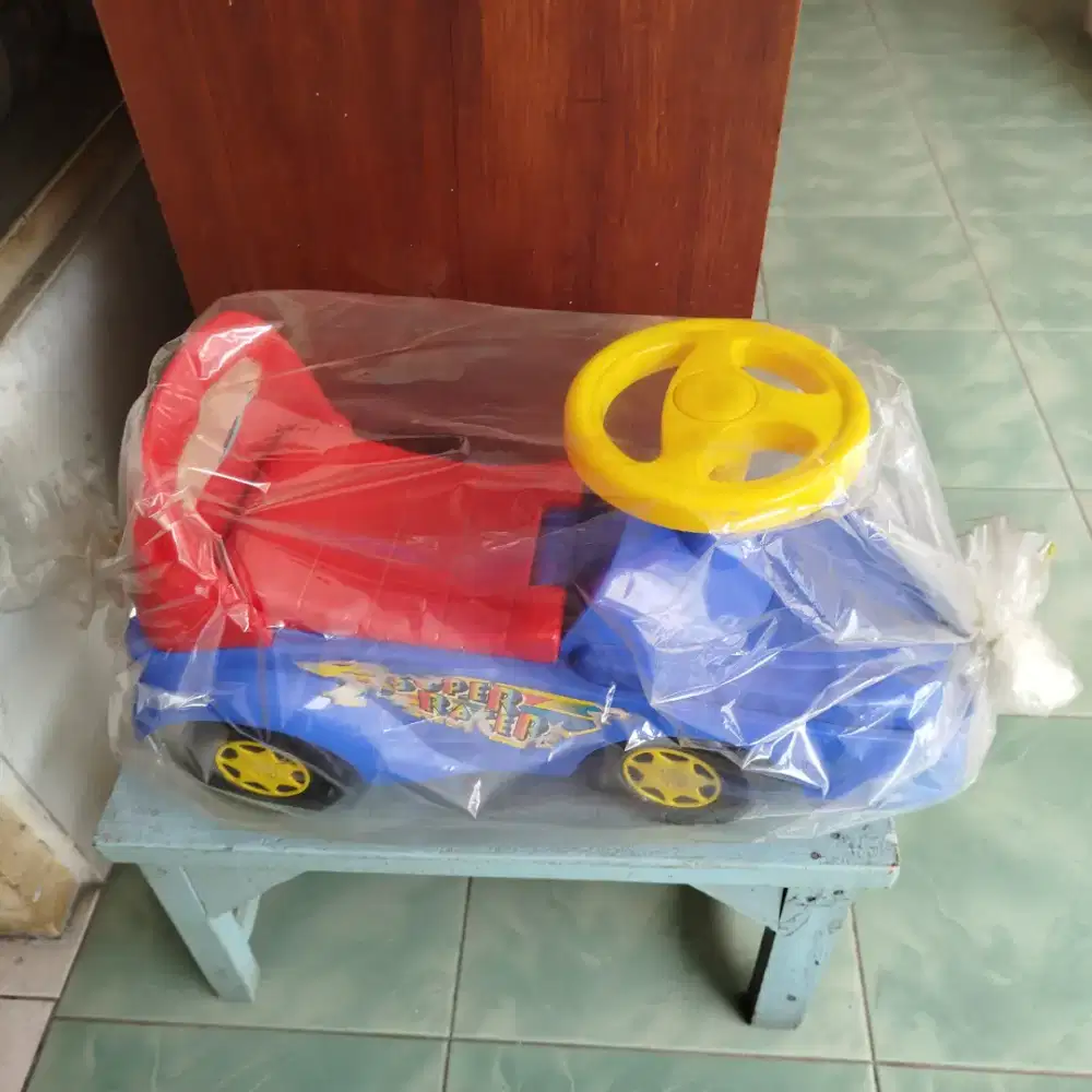 Mainan Mobil Mobilan Anak Bayi Balita