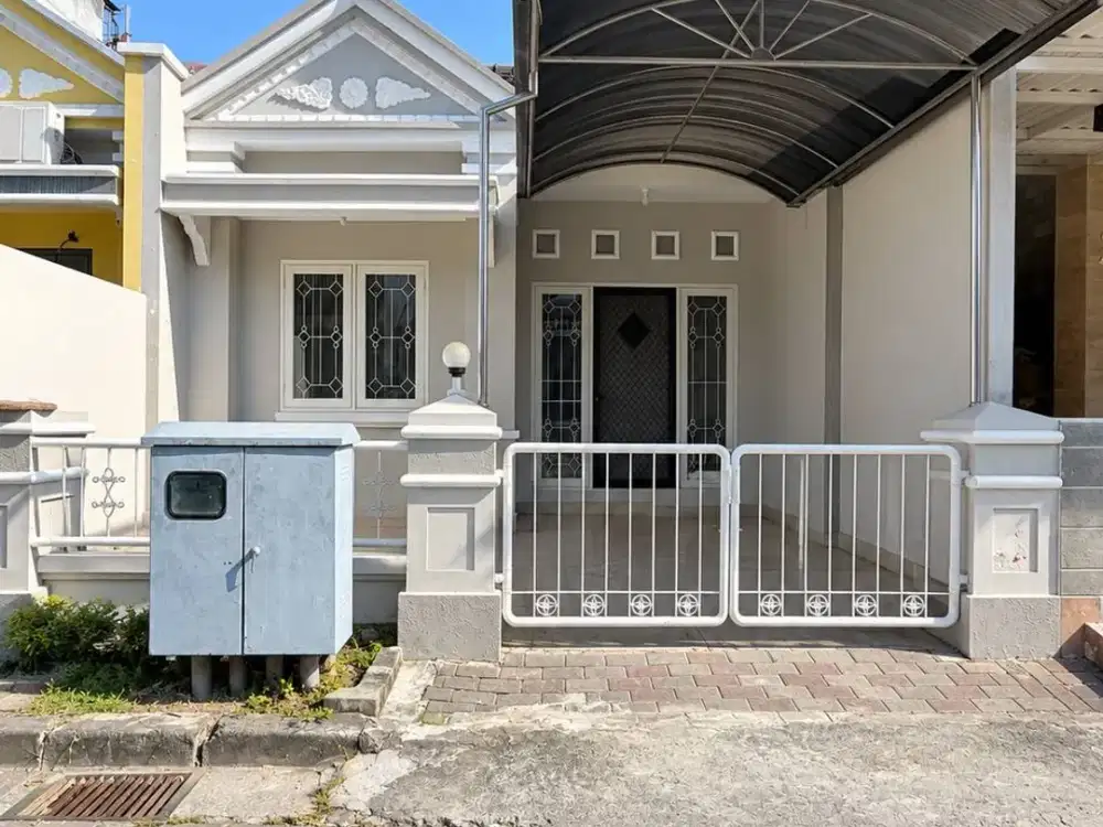 Rumah di pakuwon city cluster Taman mutiara DEKET PAKUWON CITY MALL DAN PARK SHANGHAI LEBAR JALAN 3 MOBIL