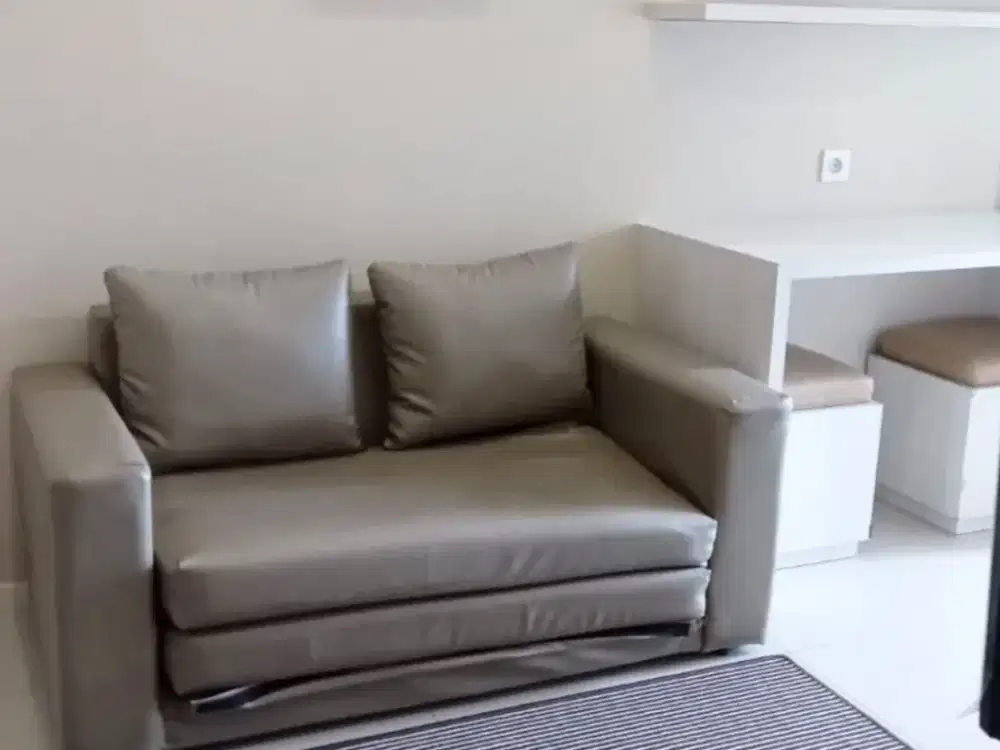 Sewa Apartemen Parahyangan Residence Tipe 1 Bed Room, Furnished, Bagus, Free IPL