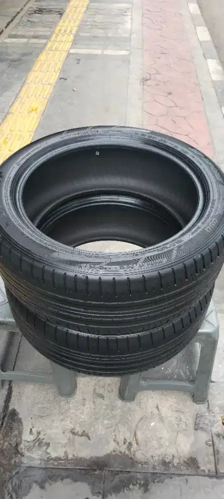 2ban Inova Zenik 225/50/R18 Dunlop Sp Sport Maxx 050 Nik 25 no tmbalan