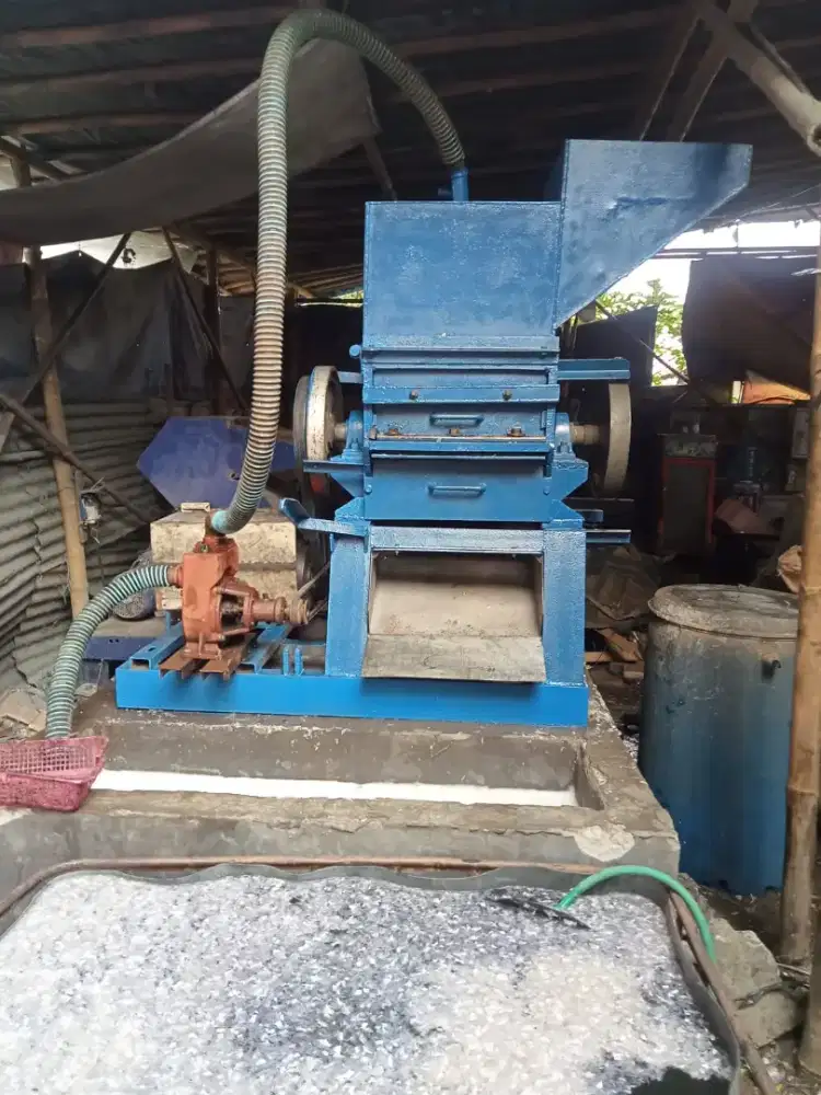 Teknisi mesin giling plastik bekas yg berpengalaman