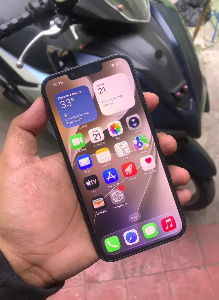 iPhone 13 128gb iBox